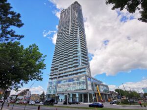CLARIDGE ICON - 805 CARLING AV - OTTAWA CONDO