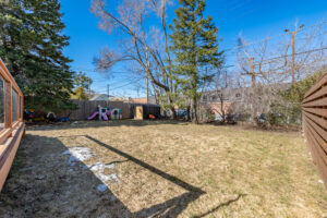 2297 ELMIRA DR - NEPEAN BUNGALOW. OTTAWA REAL ESTATE