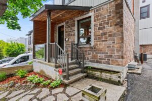 62 YOUNG ST - OTTAWA CIVIC HOSPITAL AREA - HOUSE FOR SALE